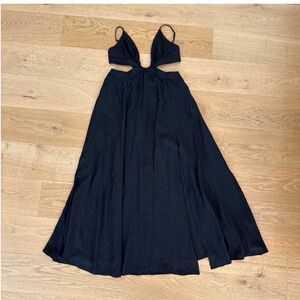 That’s so Fetch - Cut Out Detail Full Skirt Sleeveless Midi Dress in Black